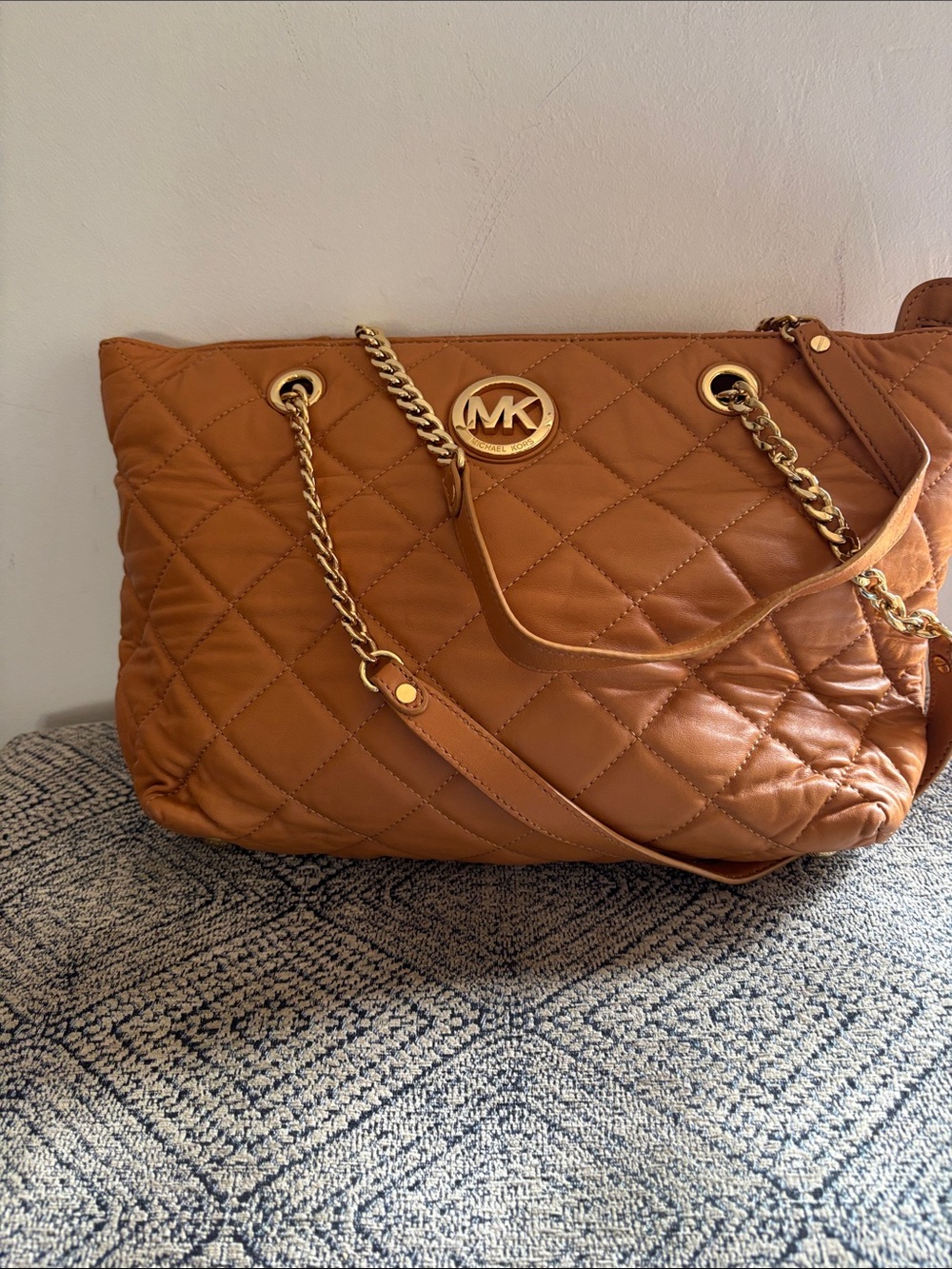 Michael Kors Quilted Shoulder Cognac Brown with Gold Hardware Excellent Conditio